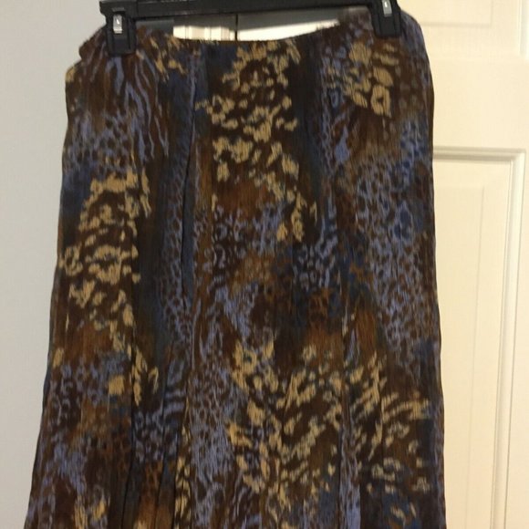 RUBY RD. LADIES SIZE 6 PULL ON SKIRT ELASTIC WAIST MULTI-COLOR PLEATED & LINED - Picture 2 of 4